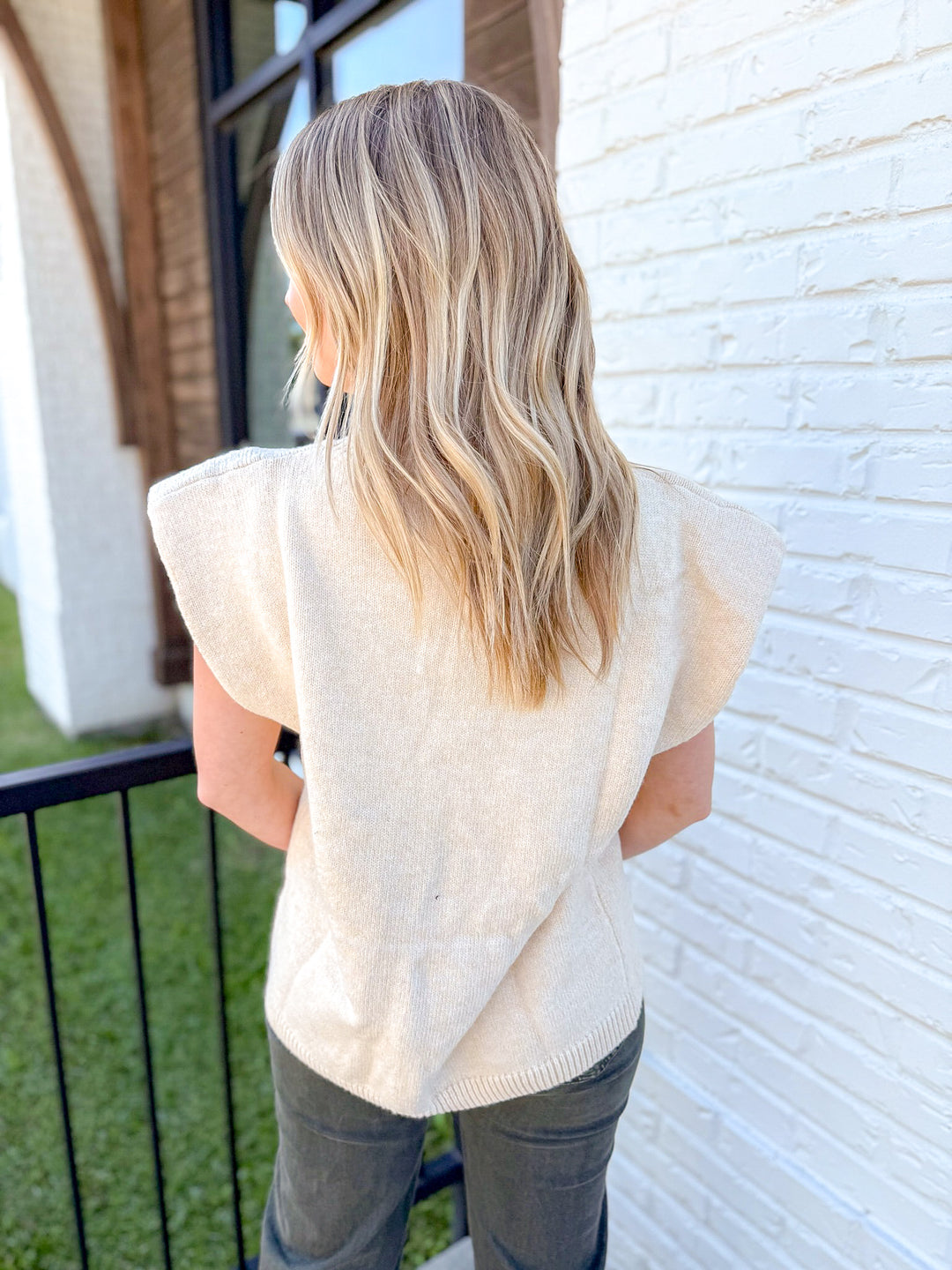 EVER AFTER SLEEVELESS KNIT