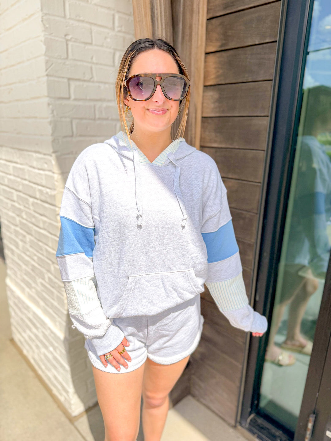 AT EASE SET HOODIE