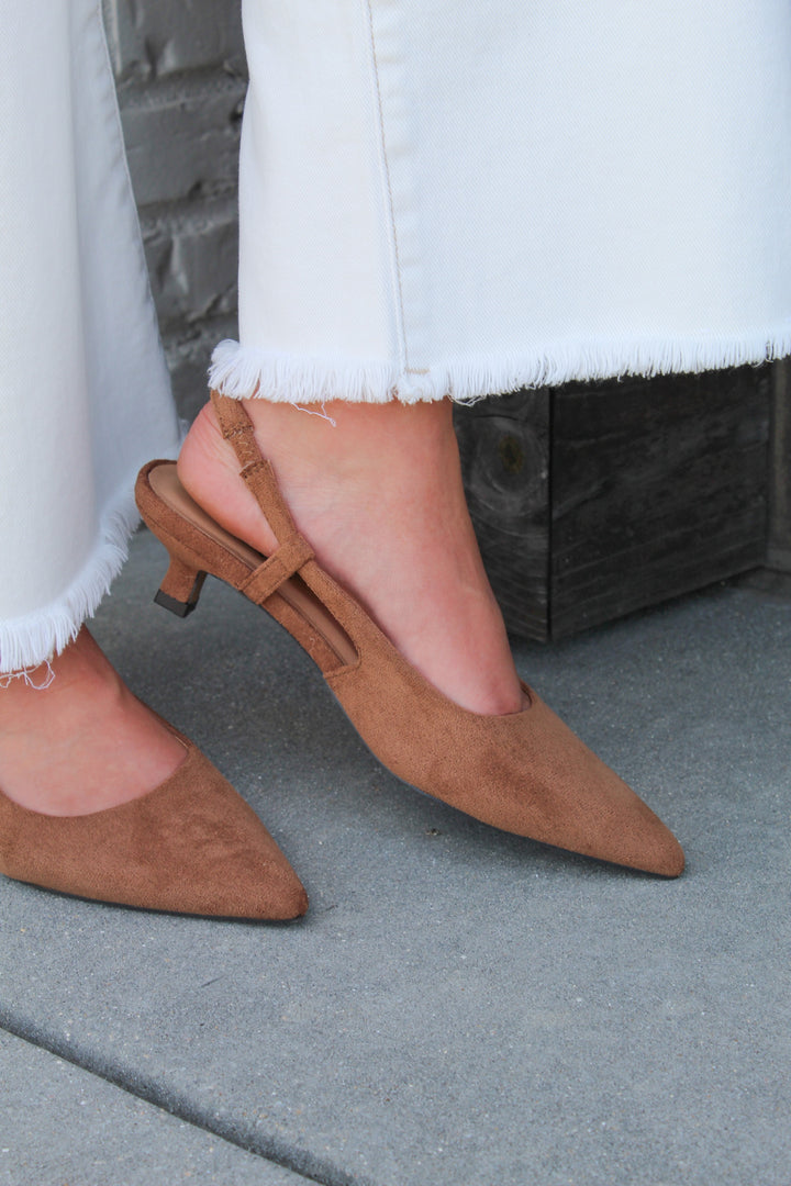 QUINN SUEDE KITTEN HEEL
