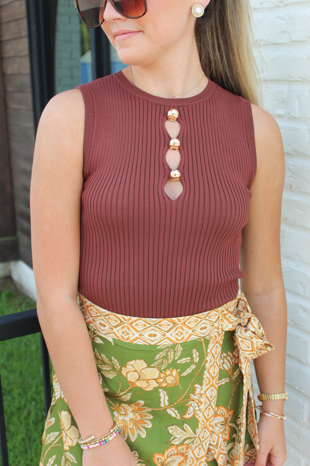 GOLDIE SLEEVELESS KNIT TOP