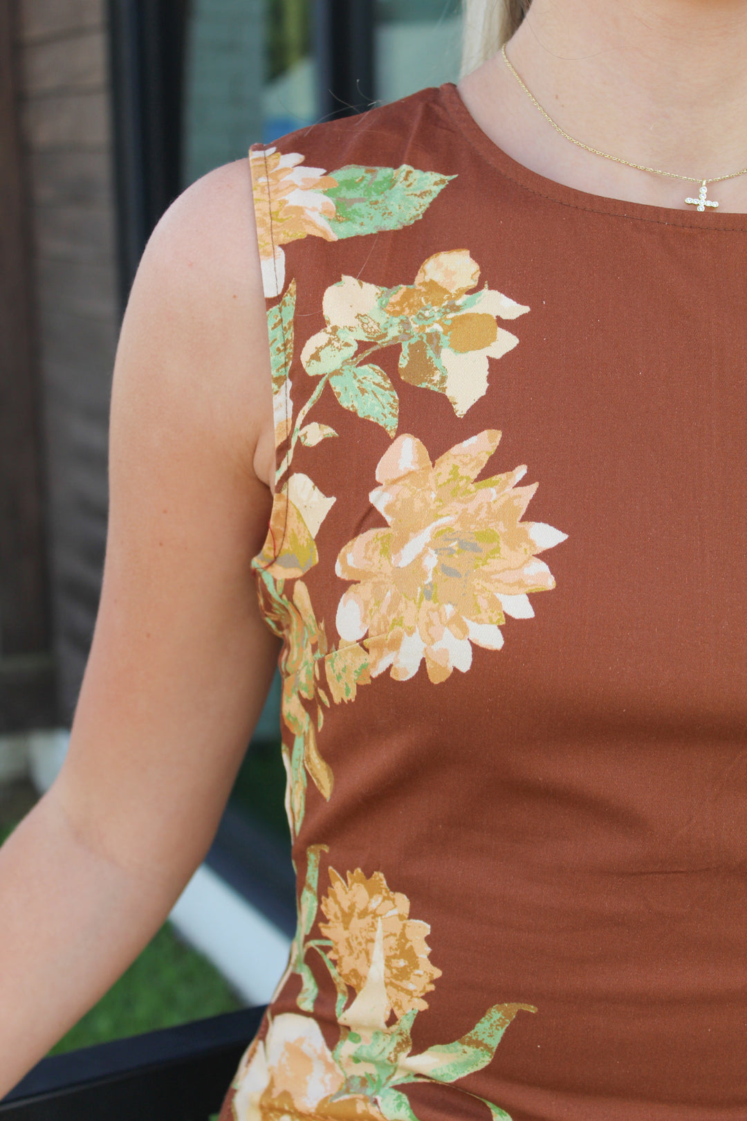 PRETTY PETALS FLORAL PRINTED MIDI DRESS