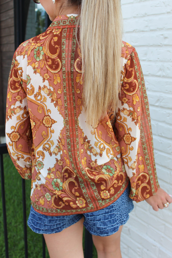 PRETTY IN PAISLEY LONG SLEEVE BUTTON UP TOP