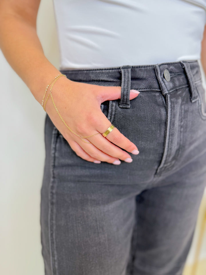 BLACKOUT BARREL JEANS