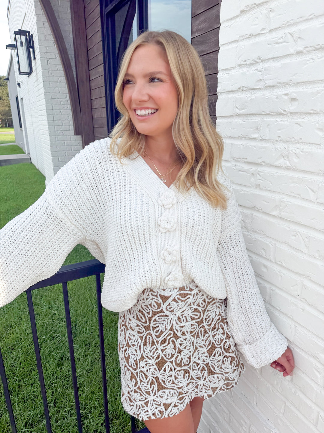 THE DARLING CREAM BUTTON DOWN CARDIGAN