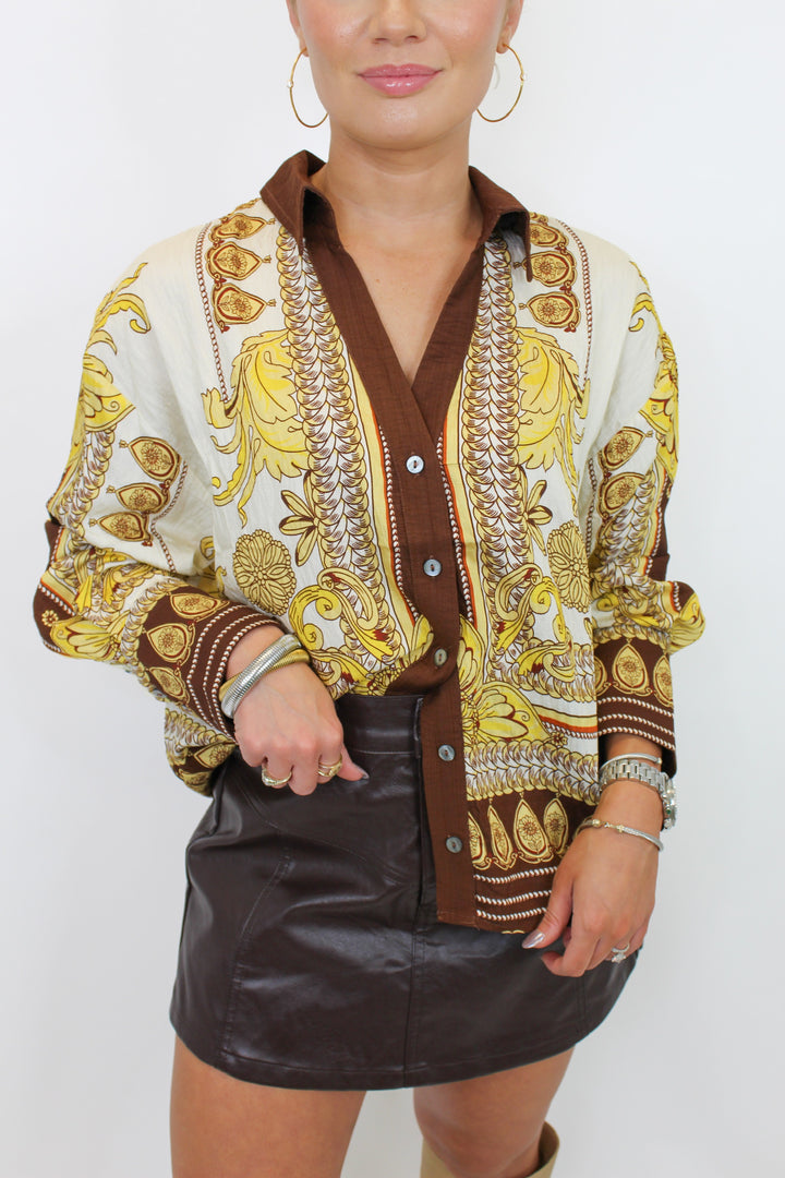 MAPLE COLLARED BUTTON DOWN TOP