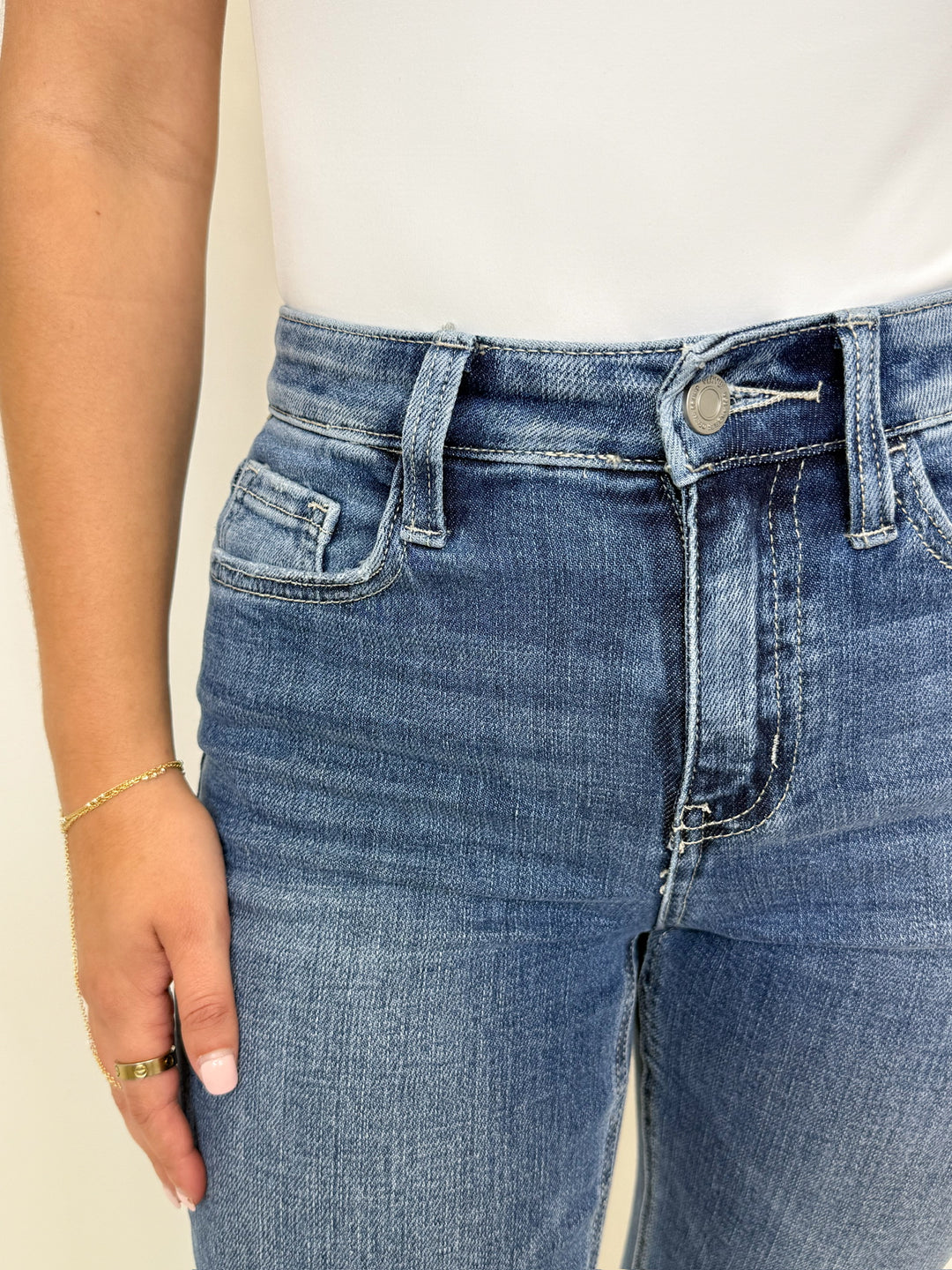 ON THE RISE RELAXED FLARE