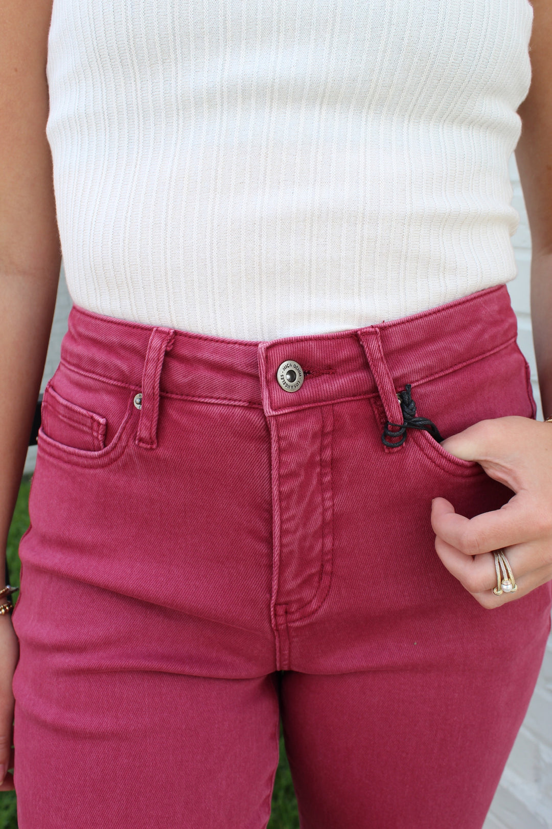 MERLOT HIGH RISE STRAIGHT LEG JEAN