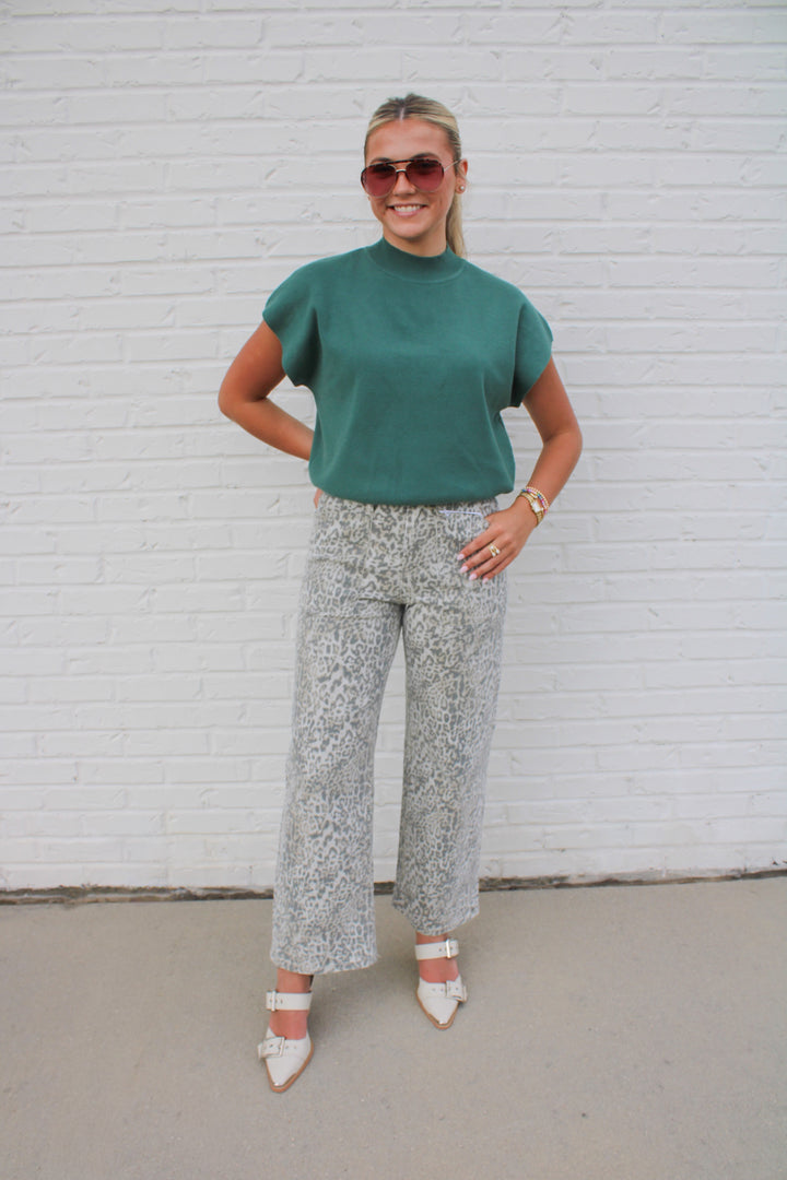 MARLOW SLEEVELESS KNIT TOP
