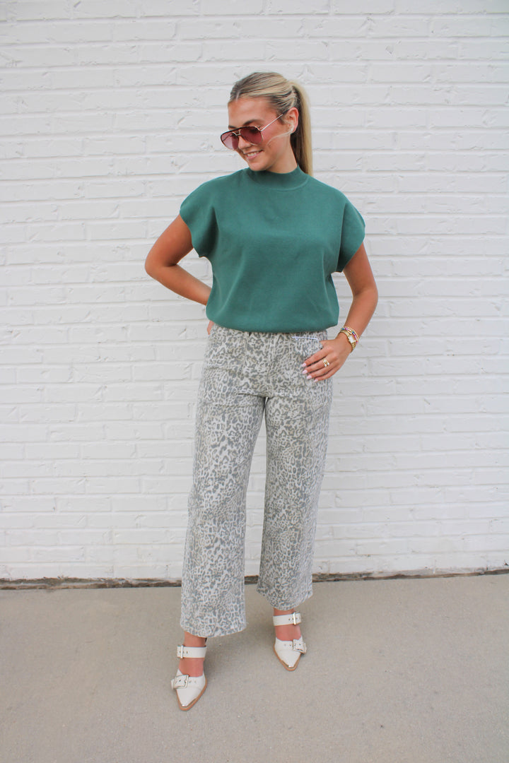 MARLOW SLEEVELESS KNIT TOP