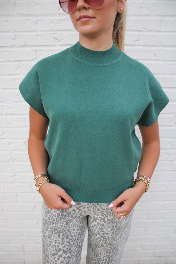 MARLOW SLEEVELESS KNIT TOP