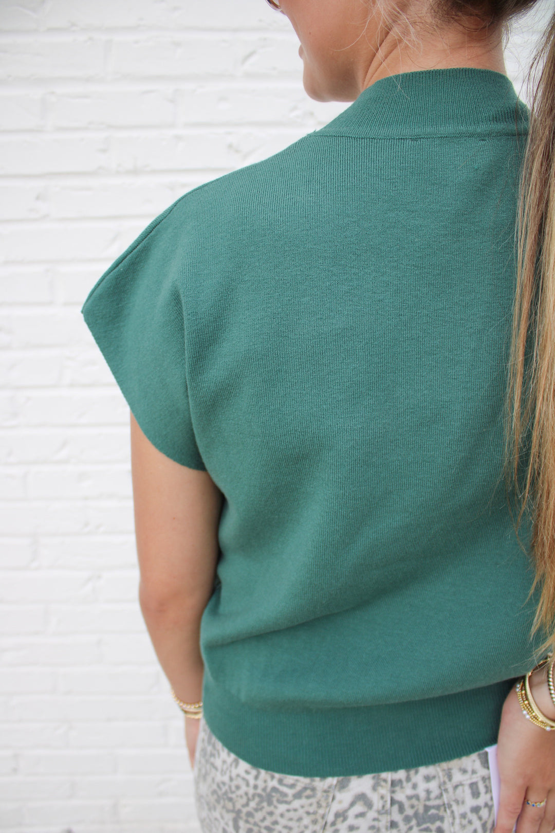 MARLOW SLEEVELESS KNIT TOP