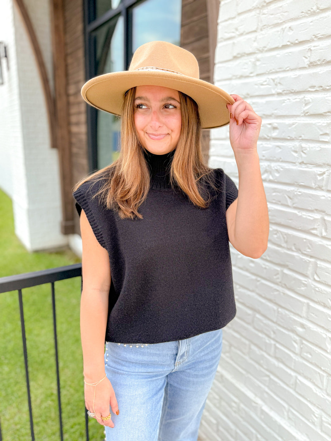 COZY EDGE MOCK NECK SWEATER VEST