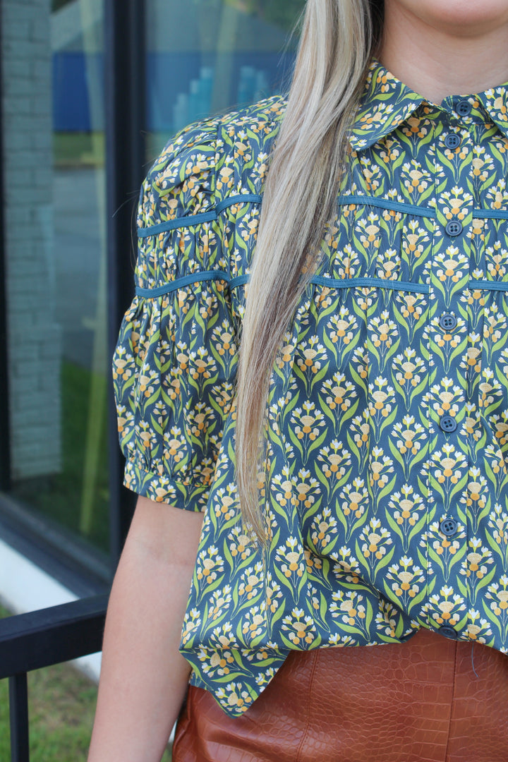 SEA GLASS FLORAL TOP