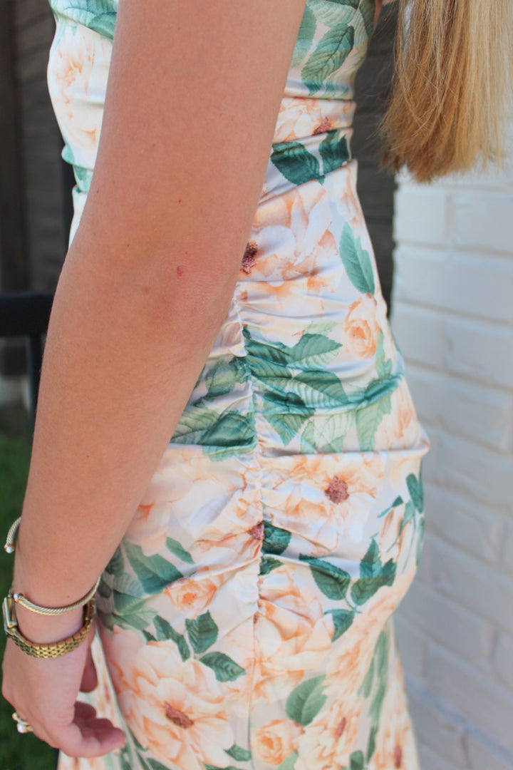 PICTURE PERFECT FLORAL MIDI DRESS