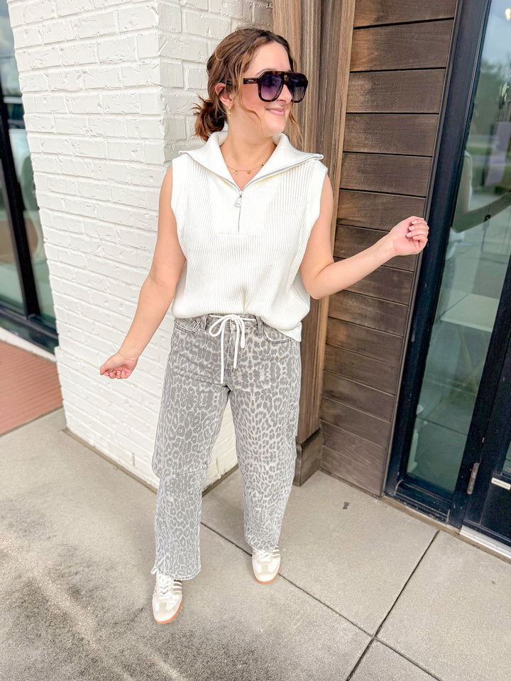 EFFORTLESS SLEEVELESS PULLOVER