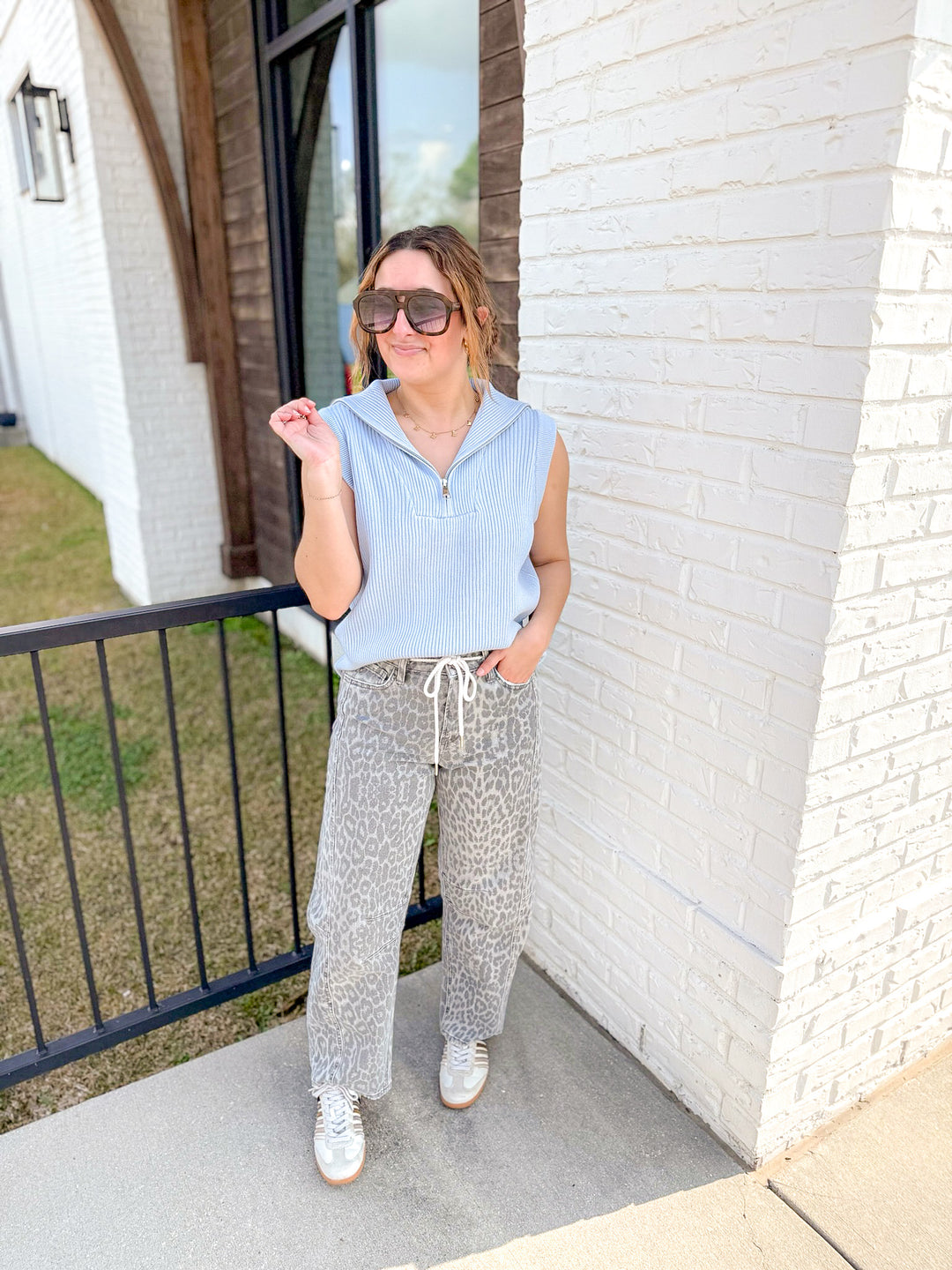 EFFORTLESS SLEEVELESS PULLOVER