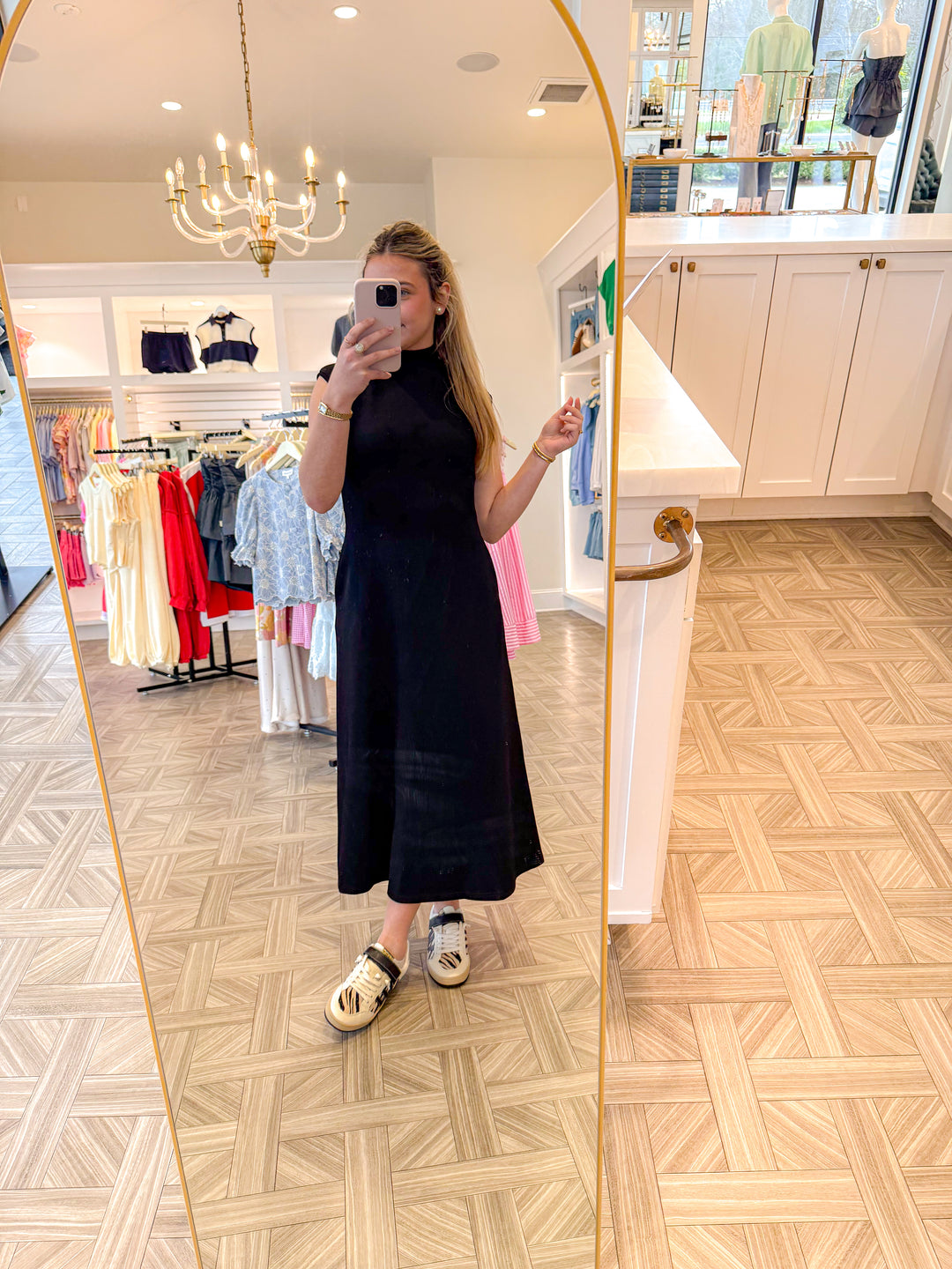 THE SIGNATURE MIDI DRESS