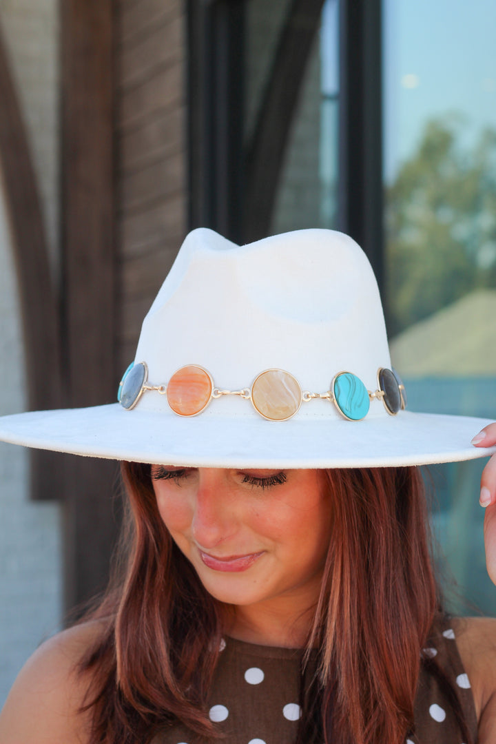 THE ASPEN STONE CHAIN FEDORA HAT