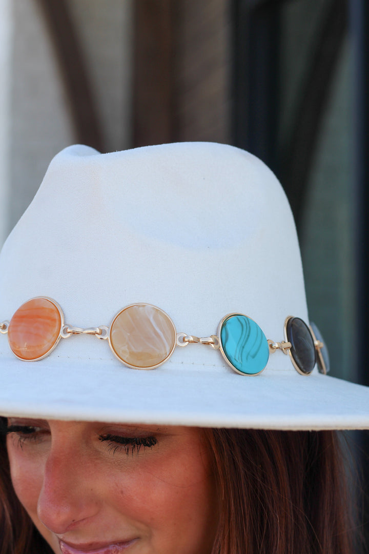 THE ASPEN STONE CHAIN FEDORA HAT