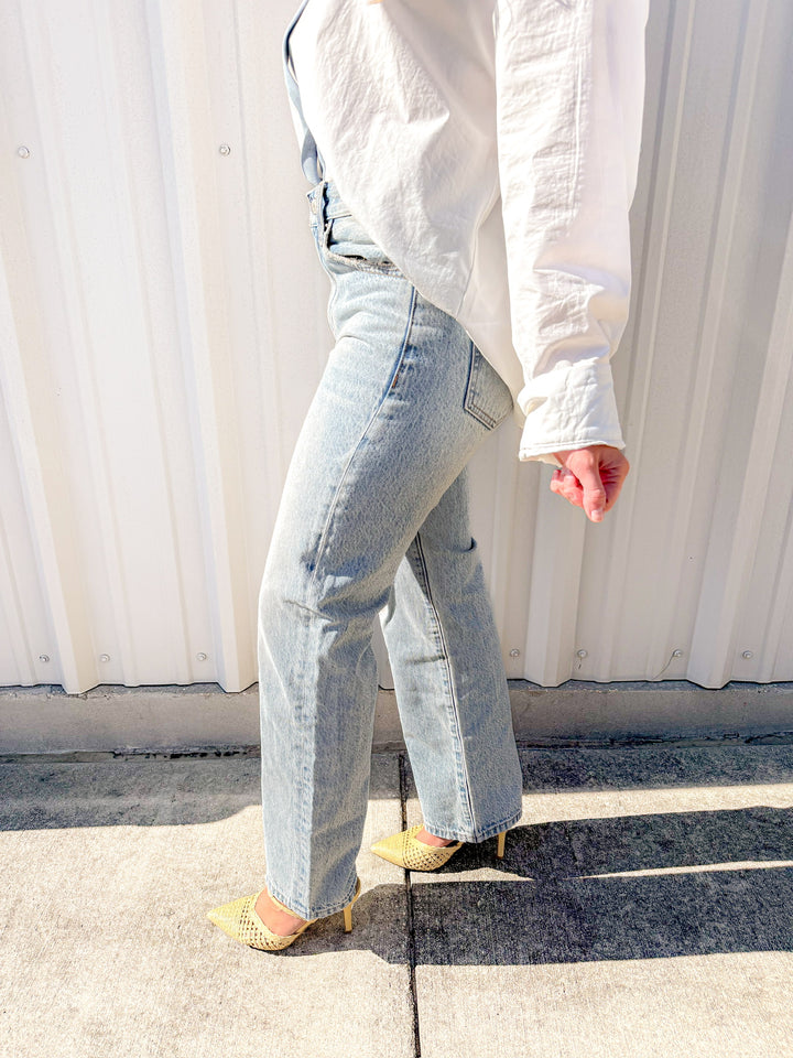LEXI MID RISE BOWED STRAIGHT LEG JEAN