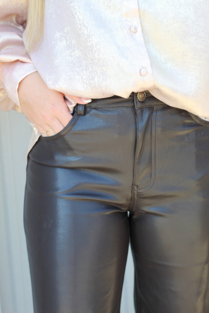 LEATHER WEATHER FAUX LEATHER PANTS