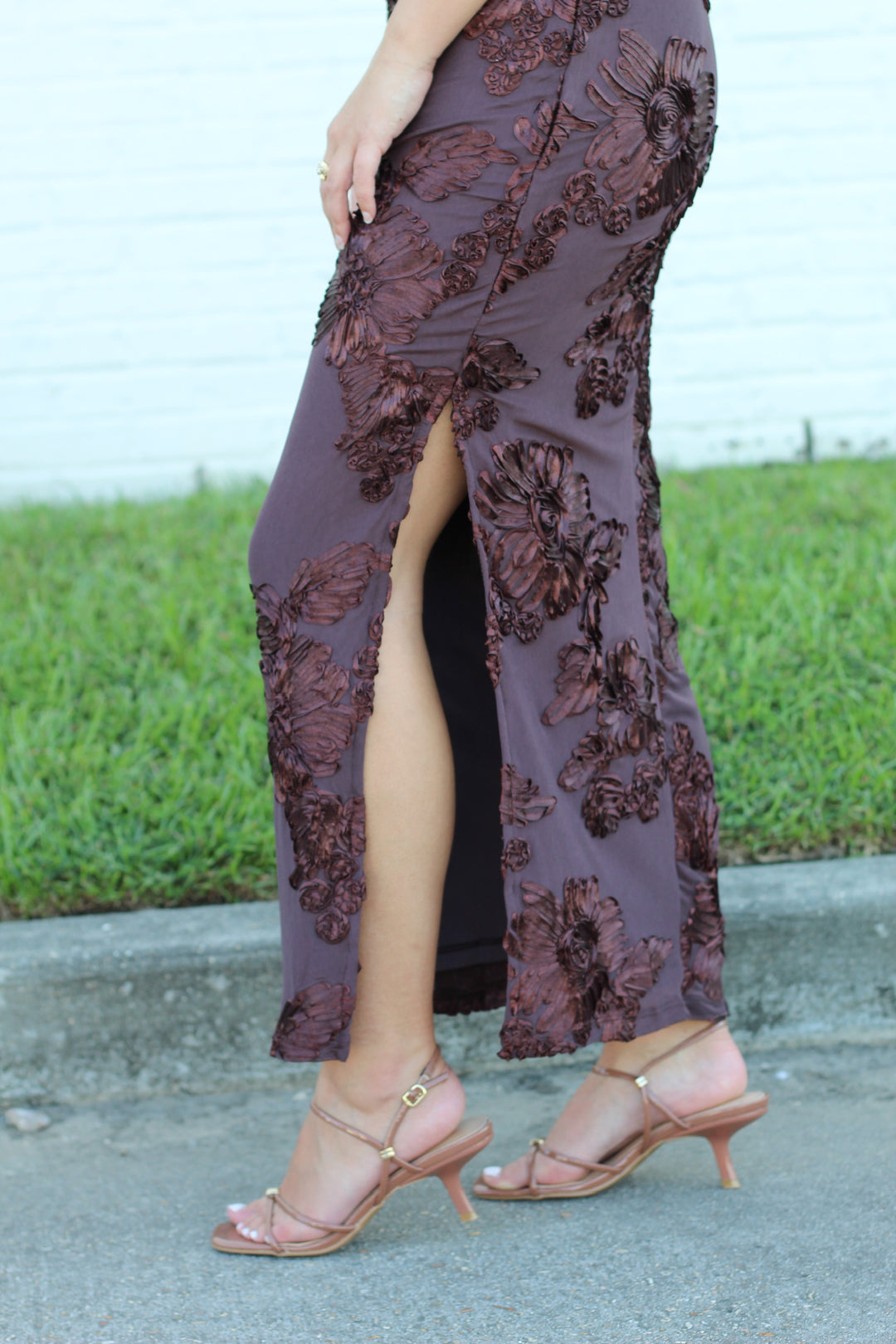 THE STATEMENT BROWN 3D PRINT FLORAL MIDI DRESS