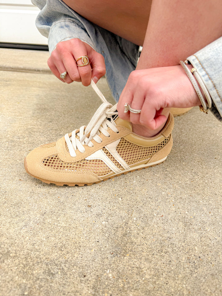 SARAH SNEAKER