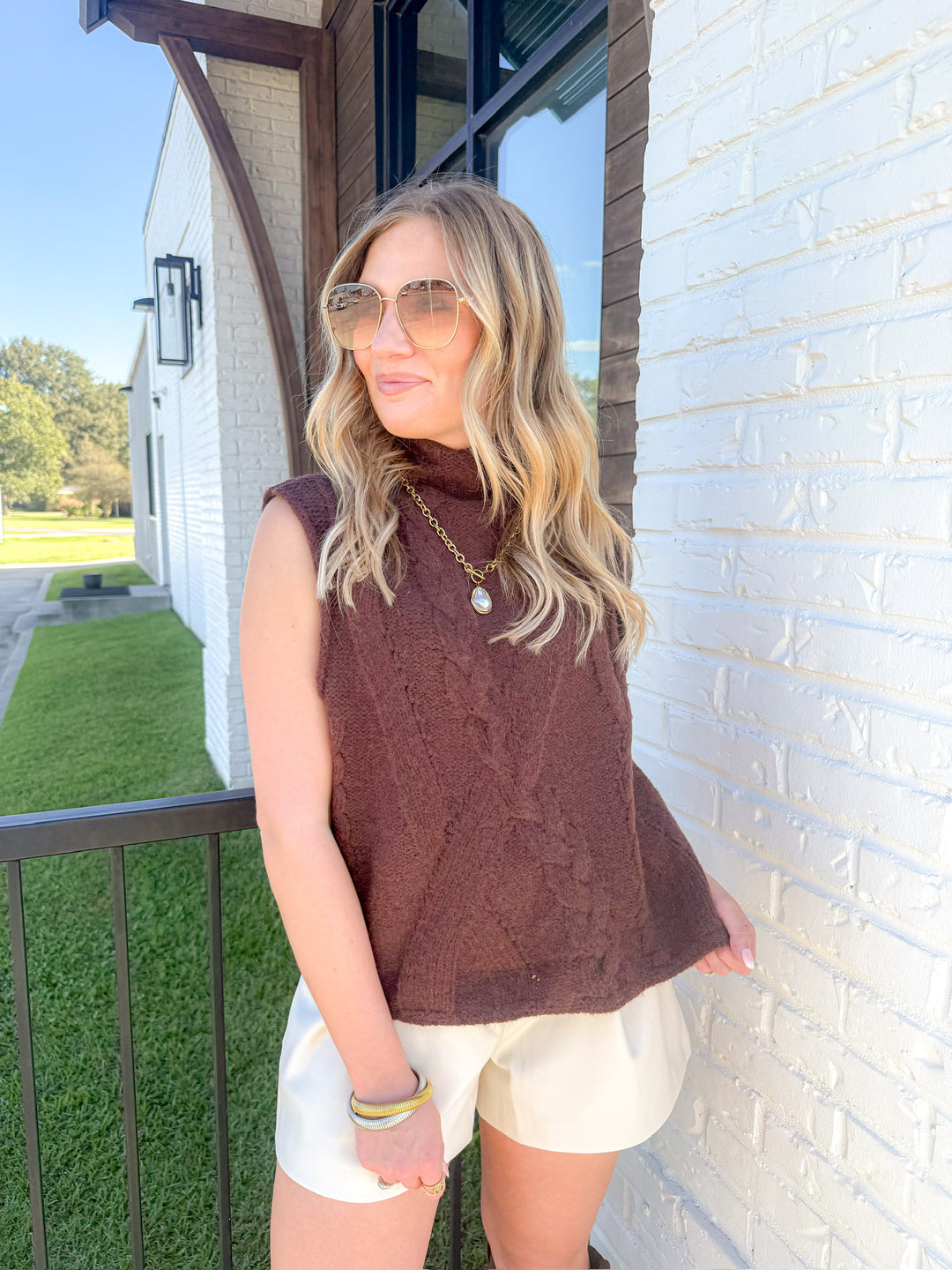 TEXTURE PLAY SWEATER VEST