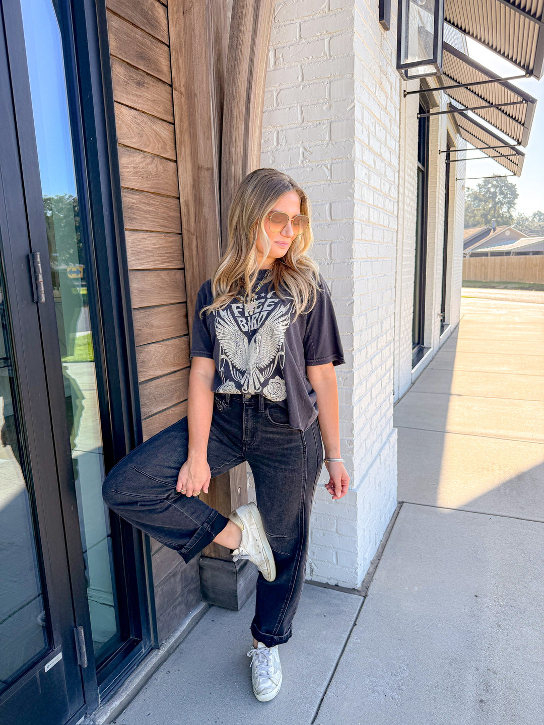 FREE BIRD GRAPHIC TEE