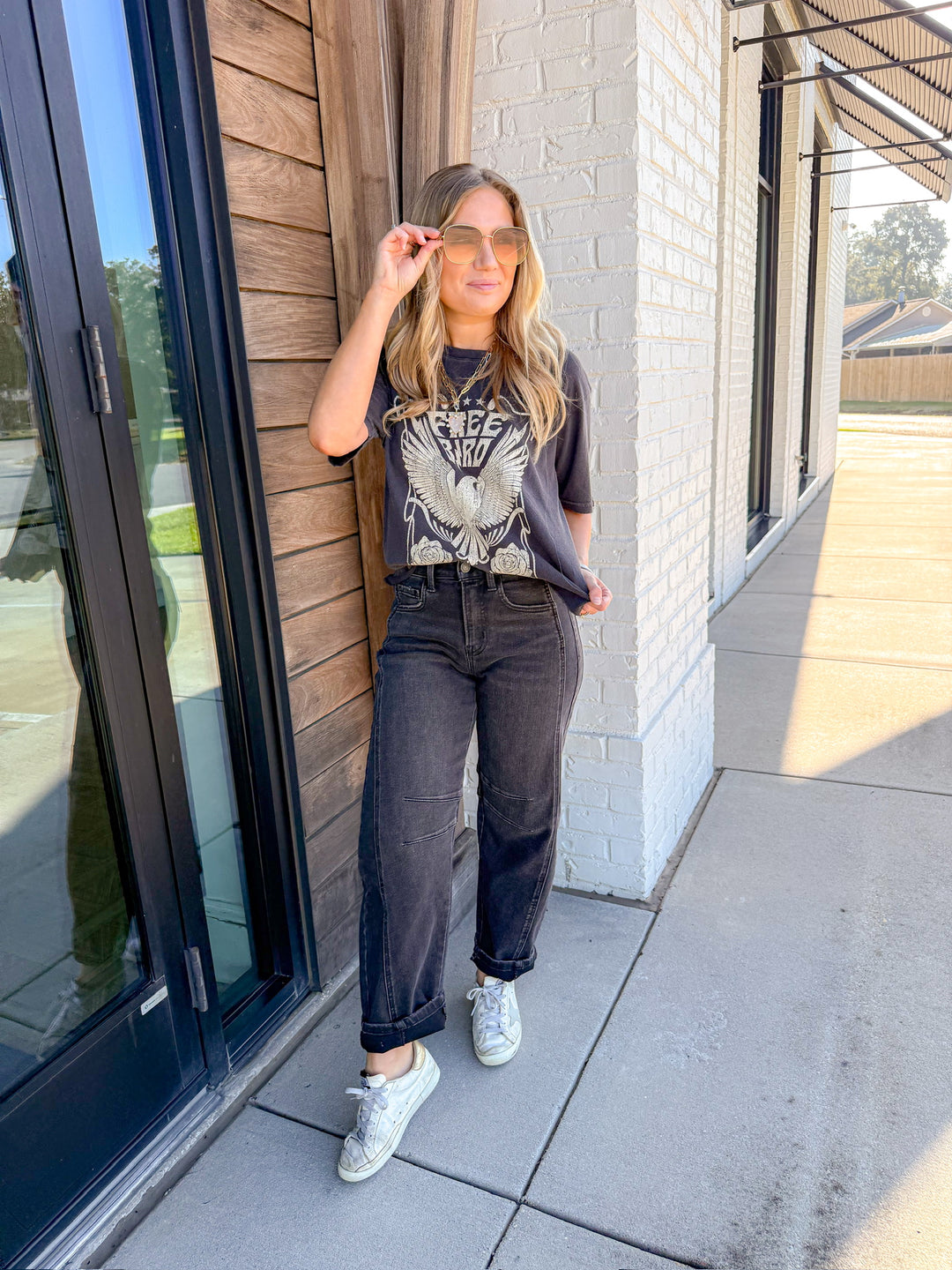 FREE BIRD GRAPHIC TEE