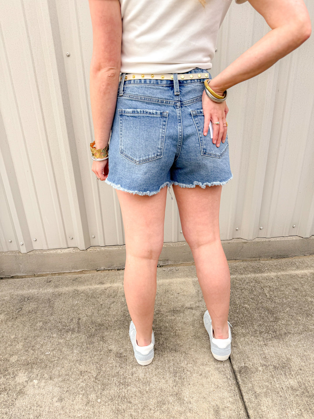 THE PERFECT CUT DENIM SHORT