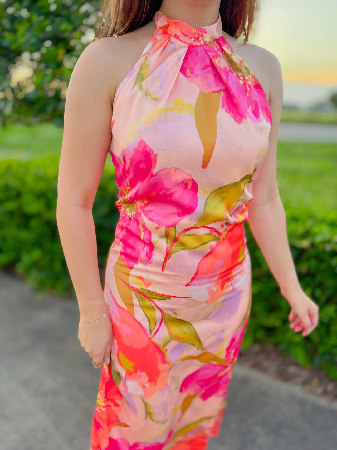 STANDOUT MIDI DRESS
