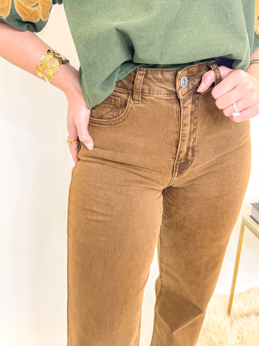 MOCHA MOMENT WIDE LEG JEAN