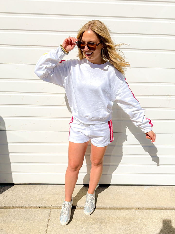 THE EASY LIVING SET TOP