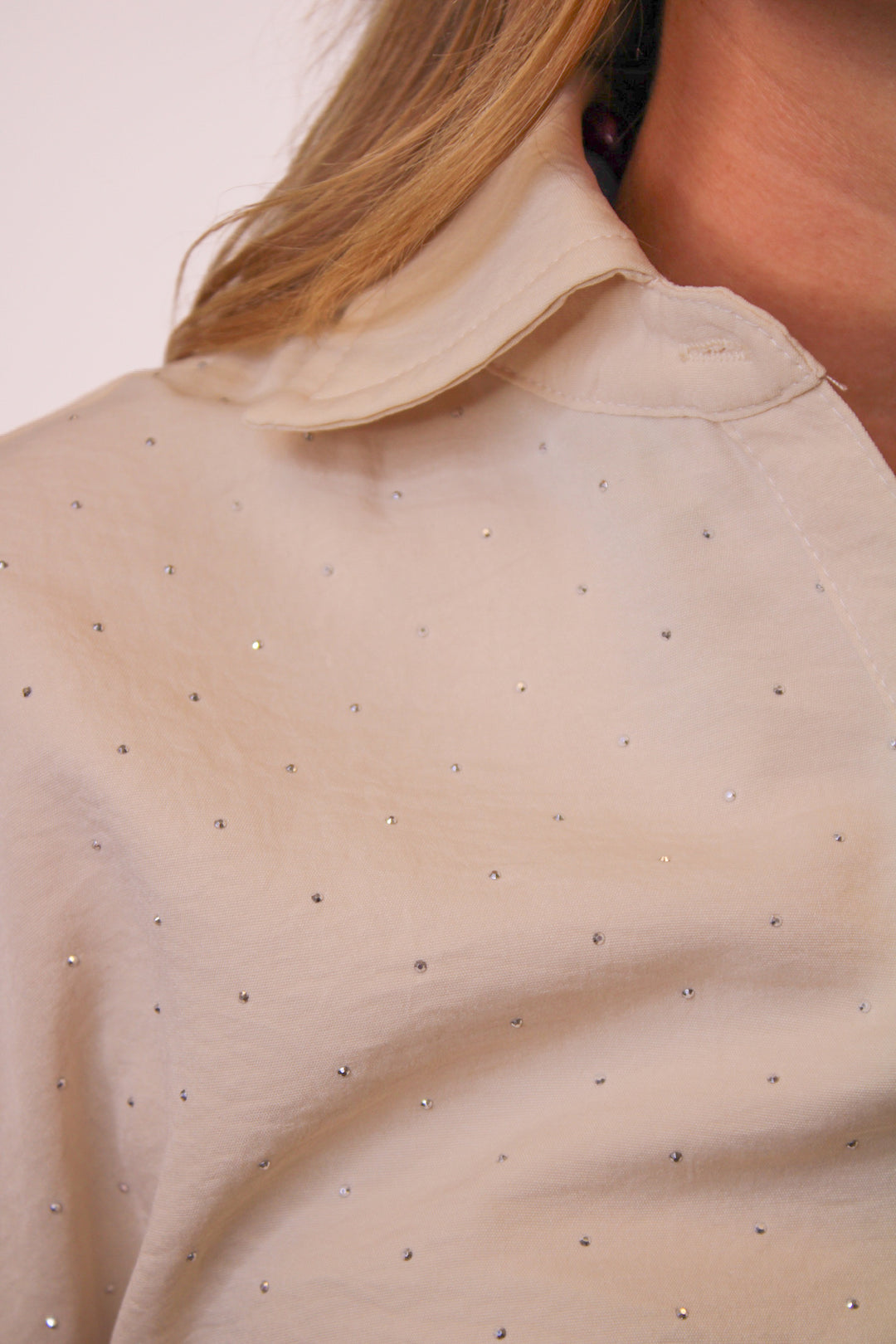 STELLA STUDDED BUTTON DOWN TOP