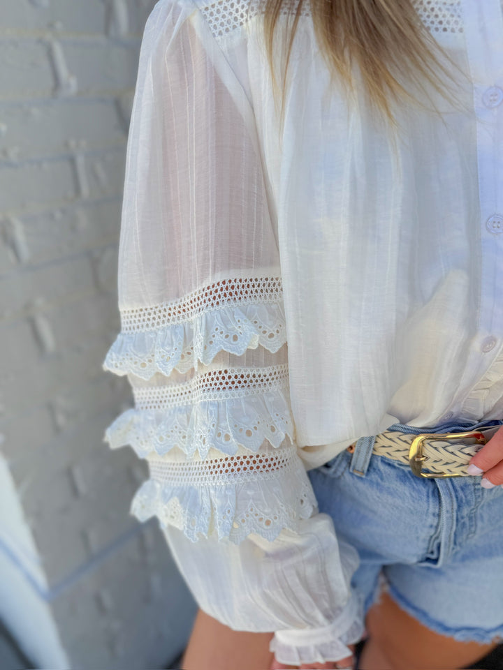 SWEET SERENITY LACE TRIM BUTTON DOWN