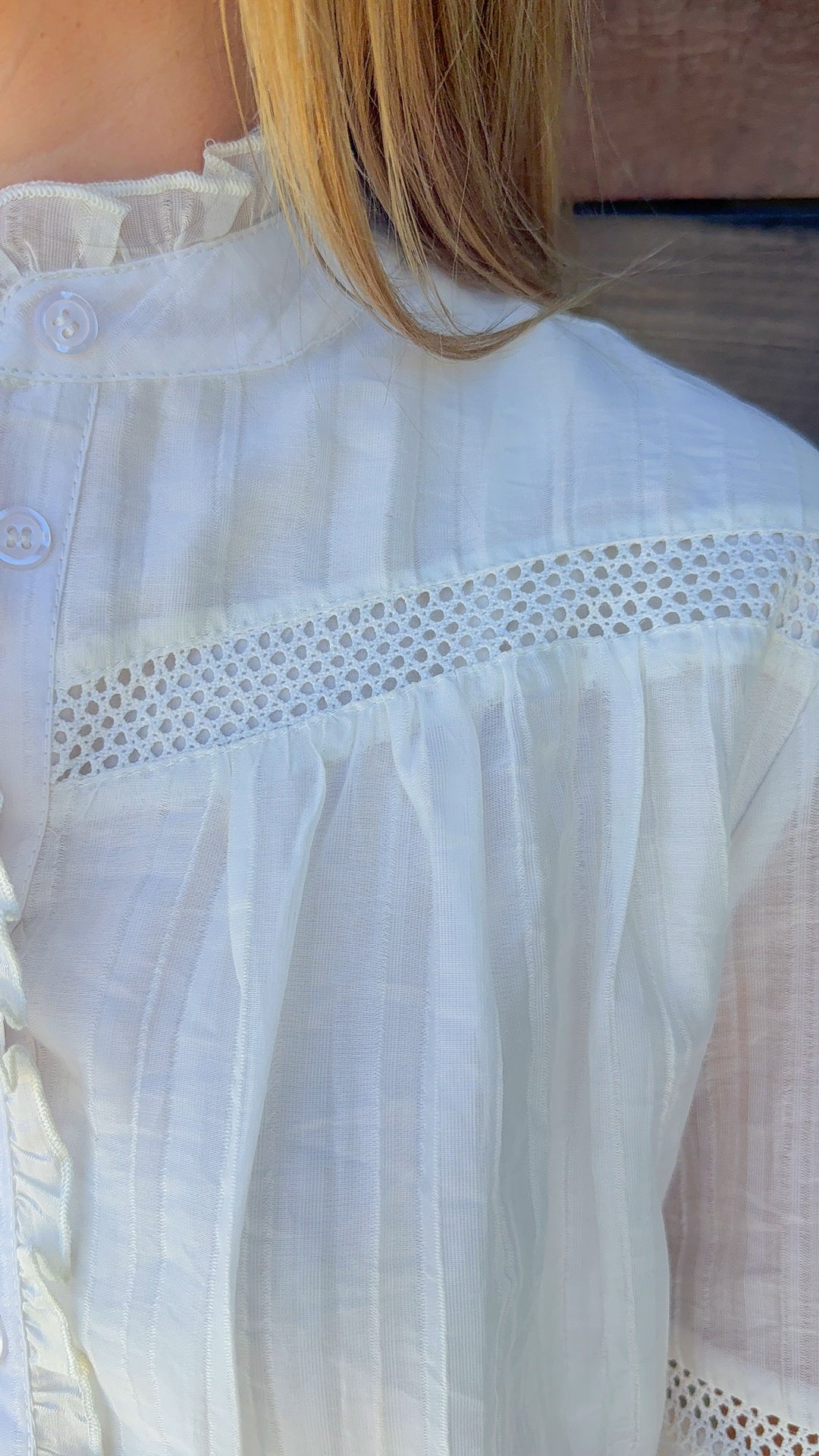 SWEET SERENITY LACE TRIM BUTTON DOWN