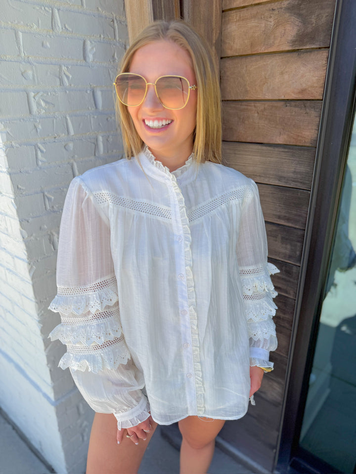 SWEET SERENITY LACE TRIM BUTTON DOWN