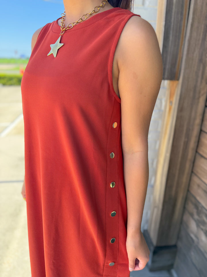 GLOW UP MIDI DRESS - RUST