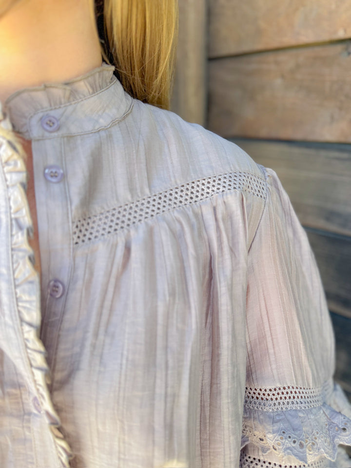 SWEET SERENITY LACE TRIM BUTTON DOWN