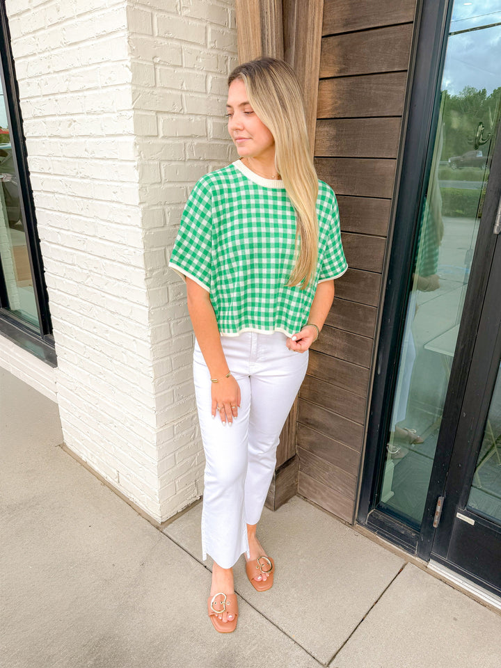THE GREEN SCENE TOP