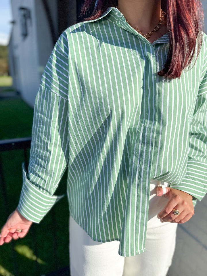 PISTACHIO BUTTON DOWN COLLARED TOP