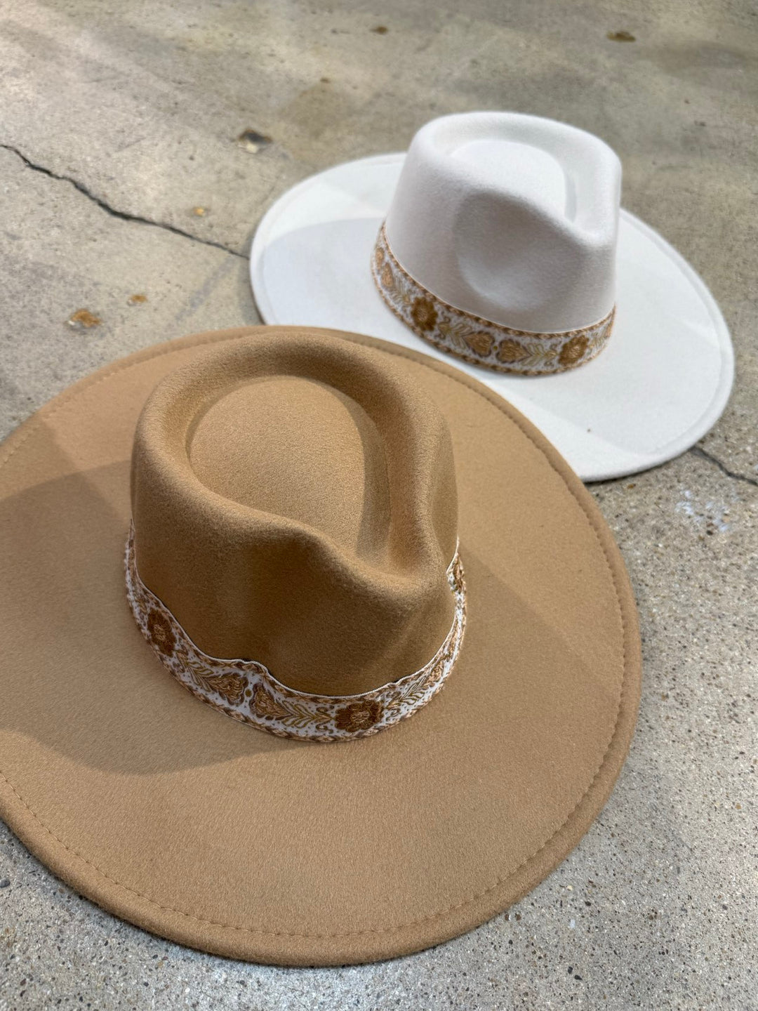 RODEO ROSE HAT