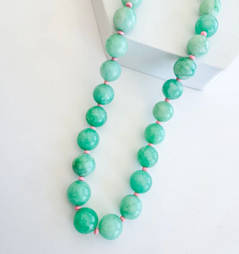 LOVE BIG NECKLACE